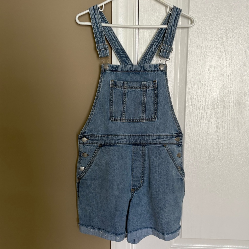 Universal Thread Light Blue Denim Short Overalls